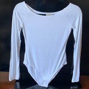 NWOT ASOS Off the Shoulder Long Sleeve Bodysuit